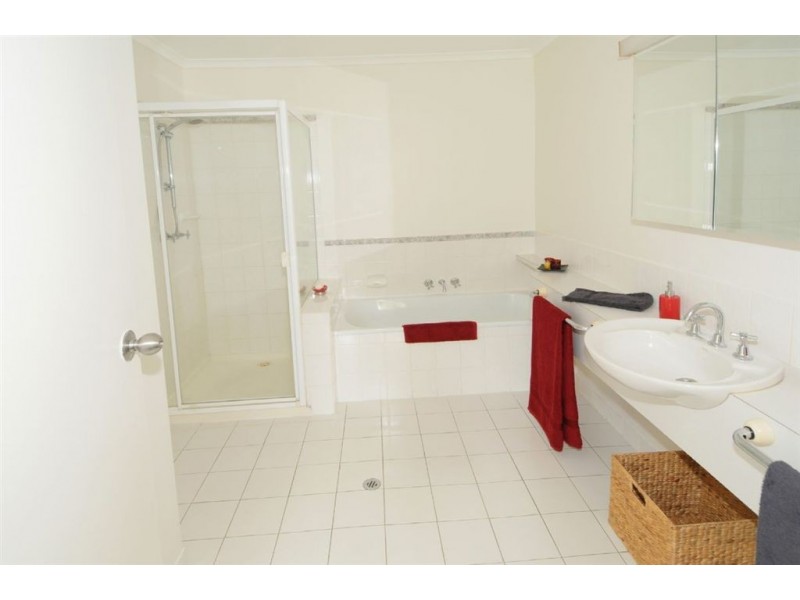 1/67 Buderim Ave, Mooloolaba QLD 4557