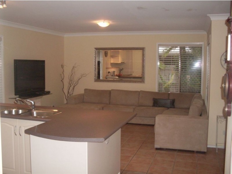 109 Glenfields Bvd, Mountain Creek QLD 4557