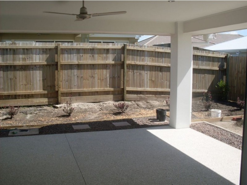 10 Lark Cct, Mountain Creek QLD 4557
