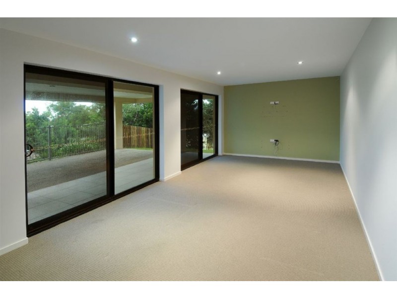 25 Plantation Parade, Buderim QLD 4556