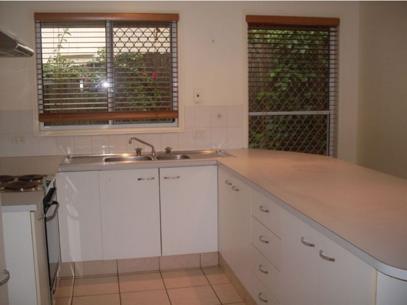 2/44 Toorumbee, Mooloolaba QLD 4557