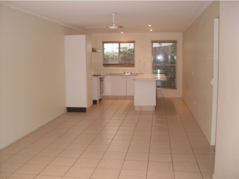 2/44 Toorumbee, Mooloolaba QLD 4557