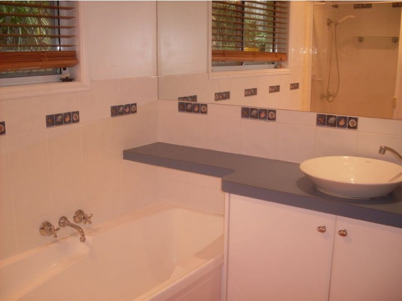 2/44 Toorumbee, Mooloolaba QLD 4557