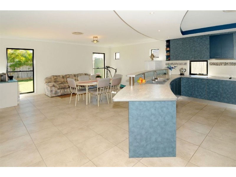 4 Coney Court, Mountain Creek QLD 4557