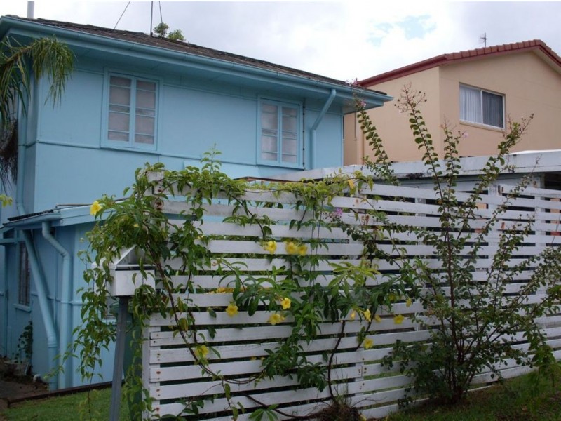 28 Buderim Avenue, Alexandra Headland QLD 4572