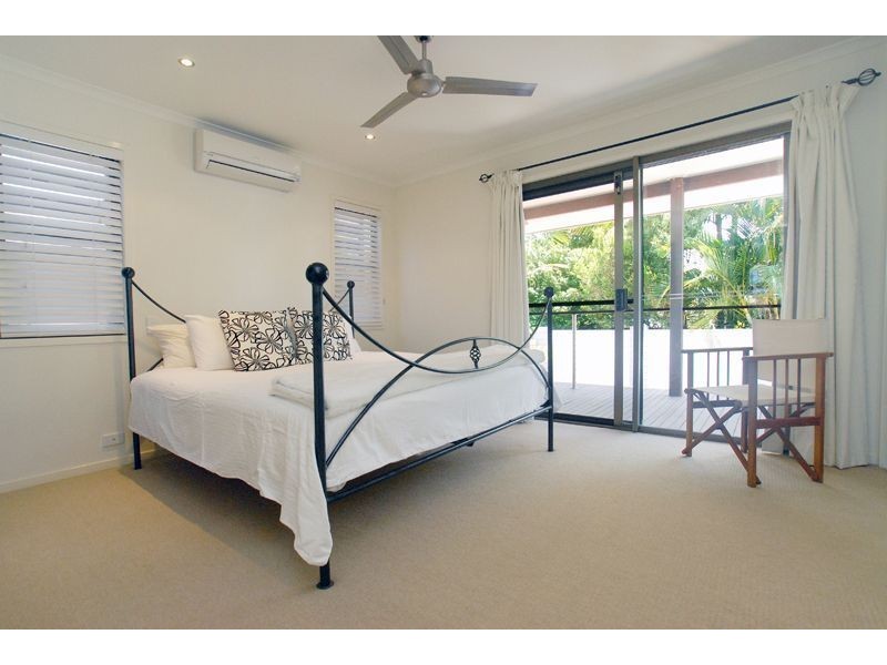 75 Palm Dr, Mooloolaba QLD 4557