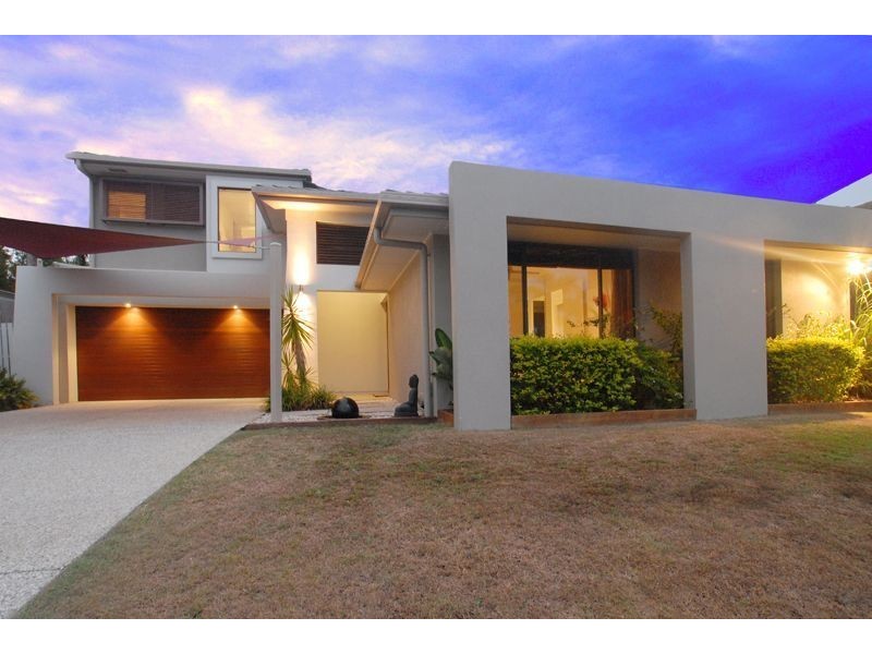 75 Palm Dr, Mooloolaba QLD 4557