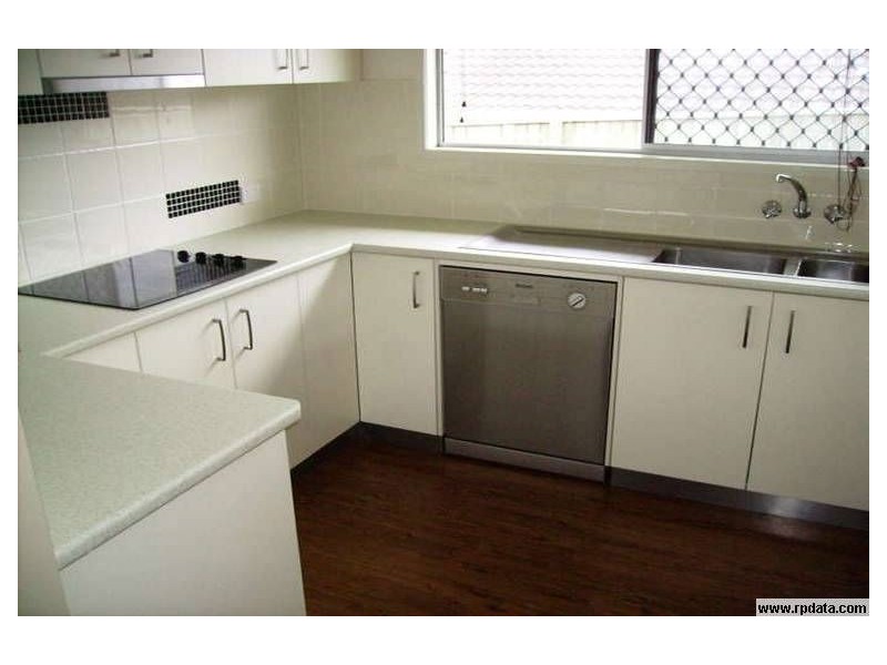 39 Okinja Road, Alexandra Headland QLD 4572