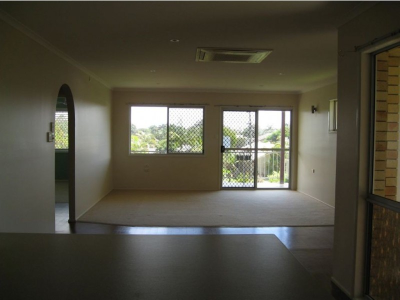 39 Okinja Road, Alexandra Headland QLD 4572