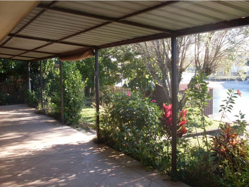 34 Tarwarri Cr, Mooloolaba QLD 4557