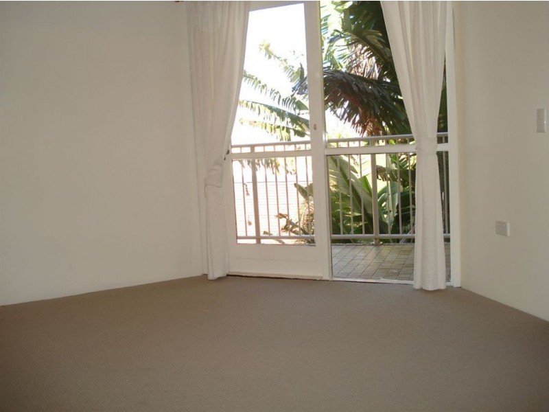 24/1 Pacific Terrace, Alexandra Headland QLD 4572