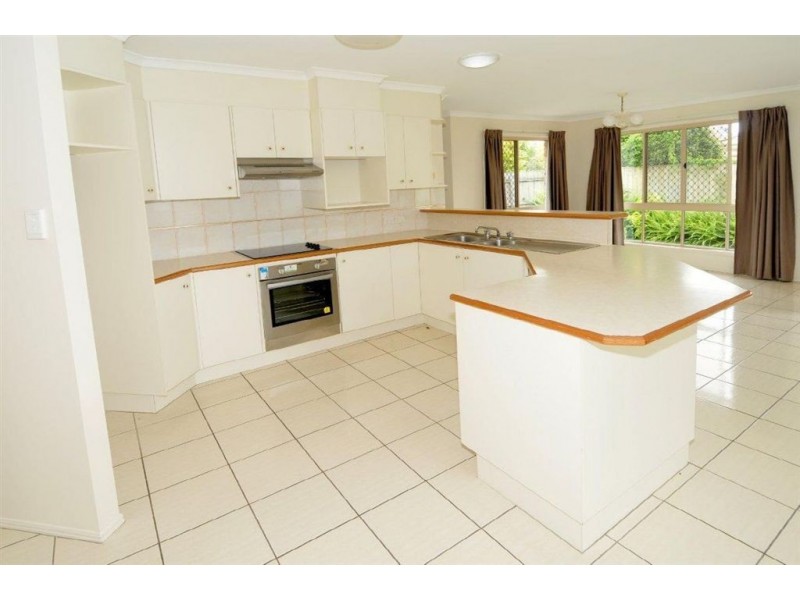 8 Villa Court, Currimundi QLD 4551