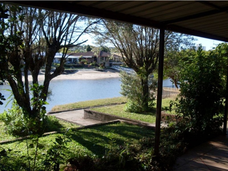 34 Tarwarri Crescent, Mooloolaba QLD 4557