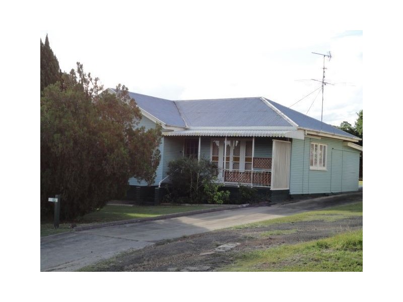 10 Coronation Drive, Murgon QLD 4605