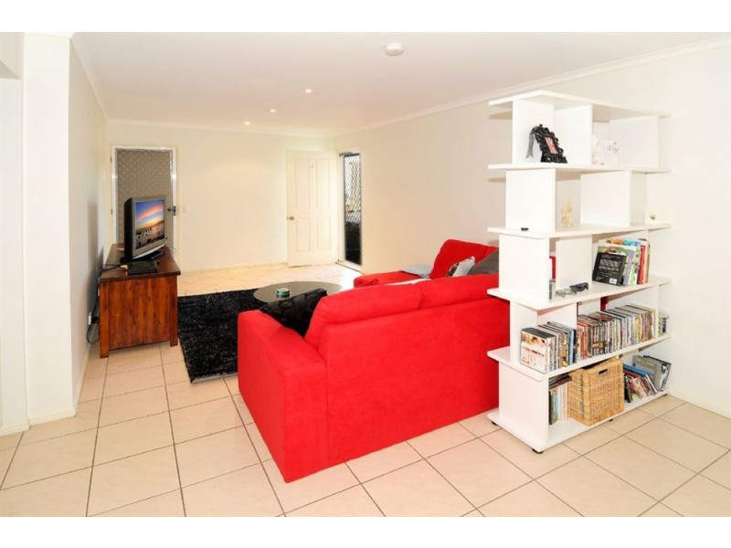 2/44 Toorumbee Drive, Mooloolaba QLD 4557