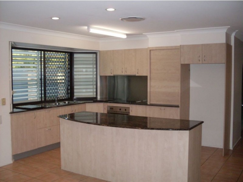 2 Applegin Court, Mooloolaba QLD 4557
