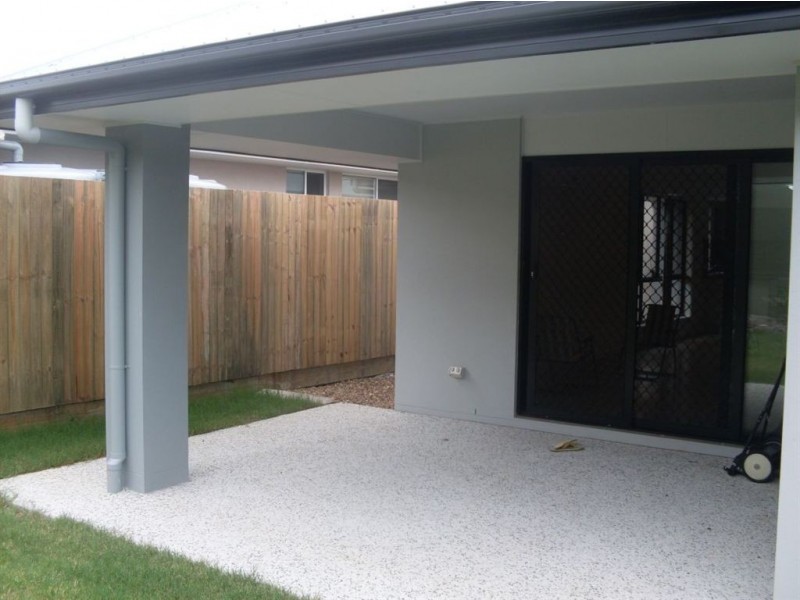 19 Lark Circuit, Mountain Creek QLD 4557