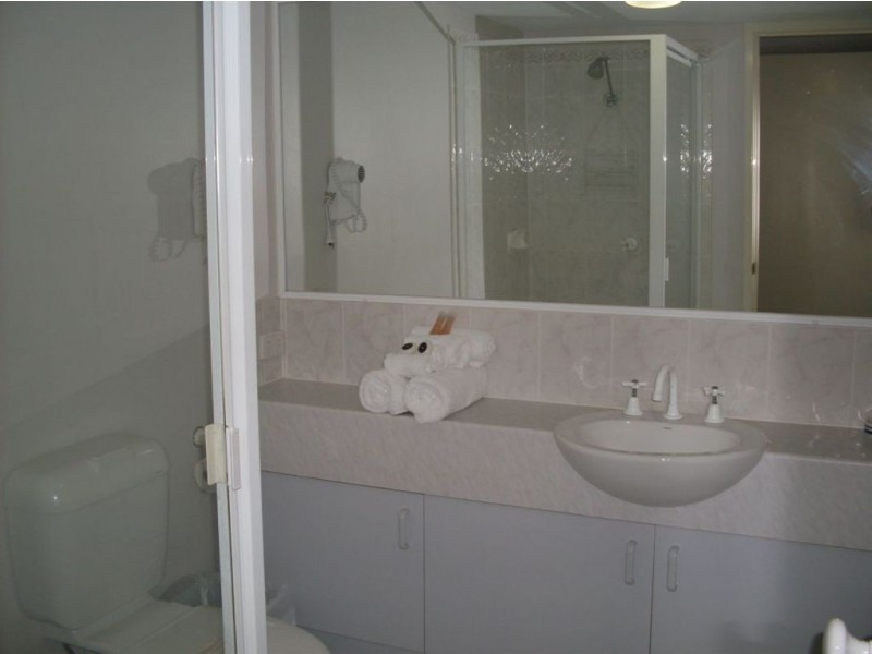 2/145 Lowanna Drive, Buddina QLD 4575