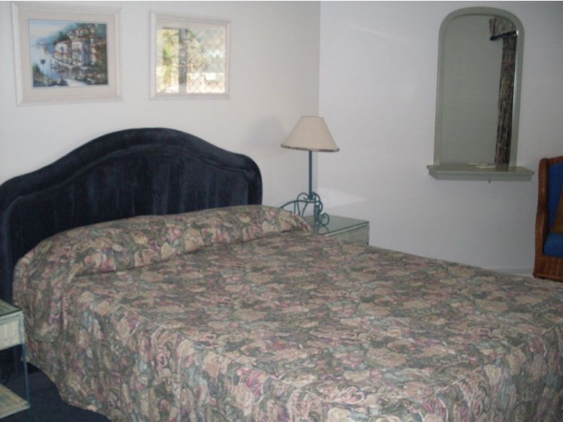 2/145 Lowanna Drive, Buddina QLD 4575