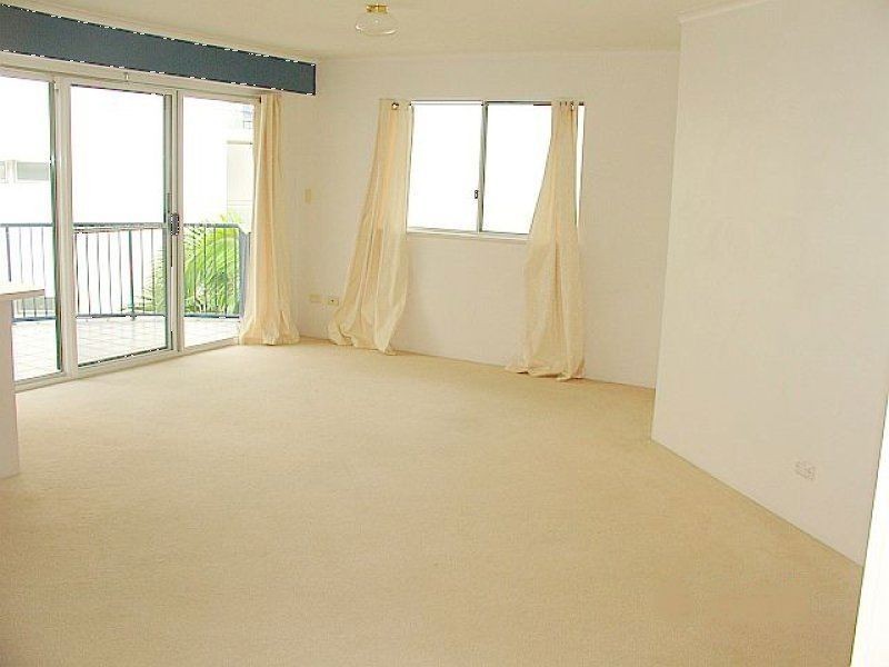 13/11 Foote Street, Mooloolaba QLD 4557