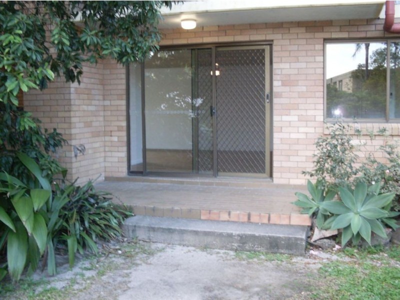 1/34 Goonawarra Dr, Mooloolaba QLD 4557