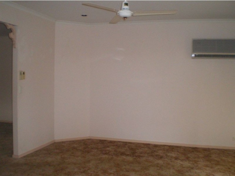 14 Larkin Street, Maroochydore QLD 4558