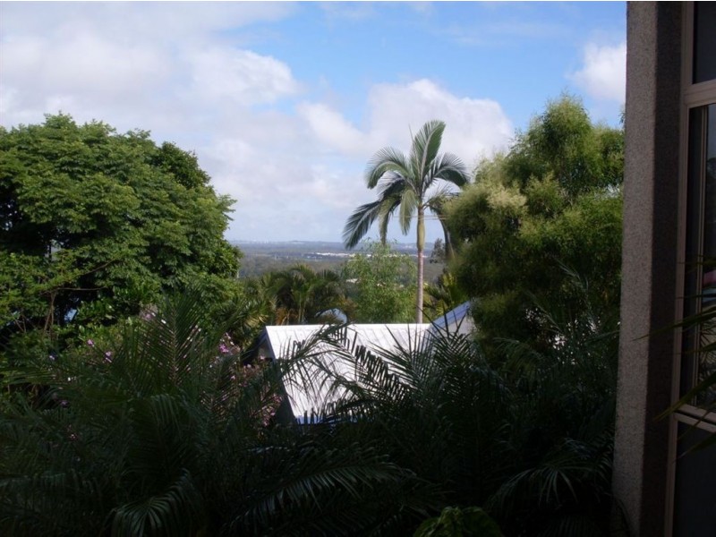 1/3 Barnes Dr, Buderim QLD 4556