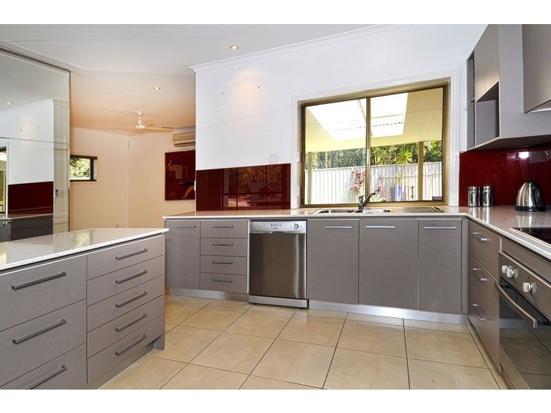 6 Julie Court, Mooloolaba QLD 4557