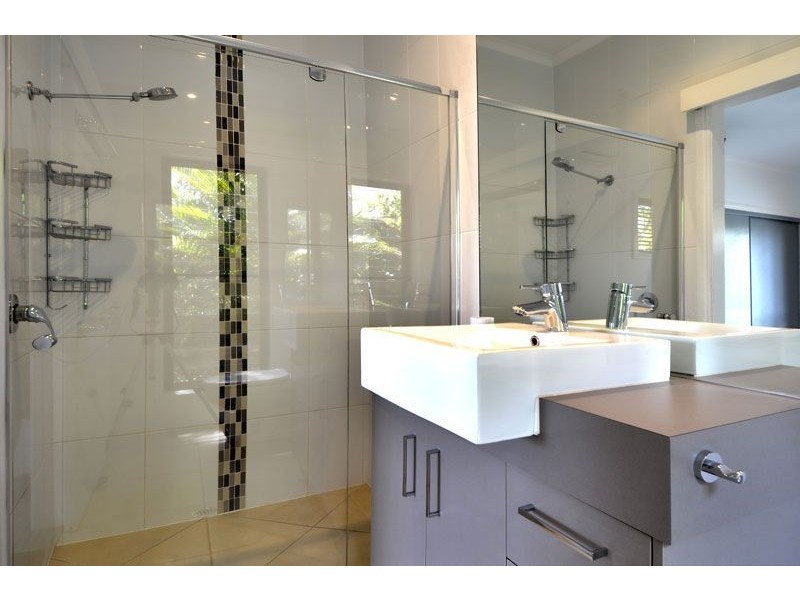 6 Julie Court, Mooloolaba QLD 4557