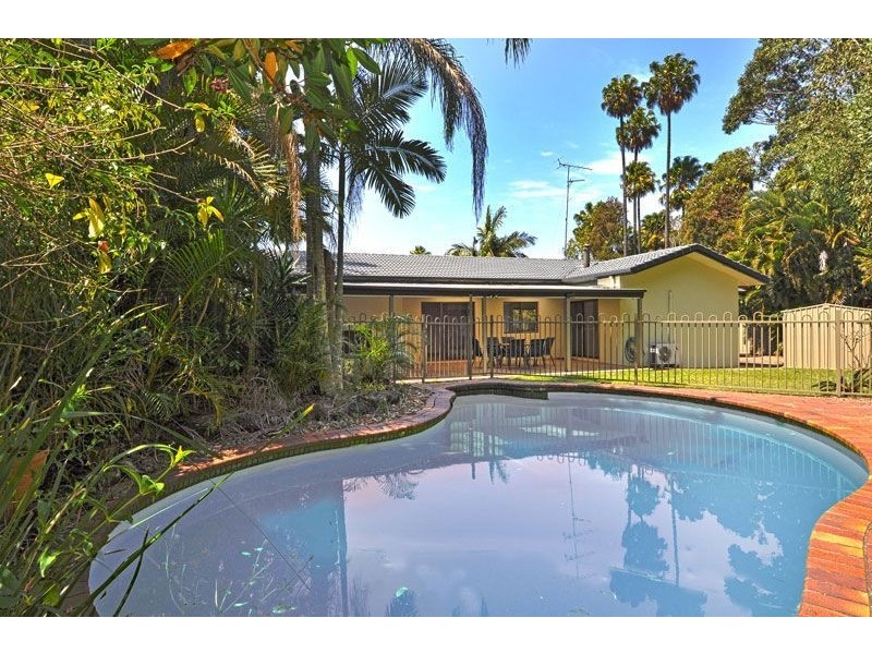 6 Julie Court, Mooloolaba QLD 4557