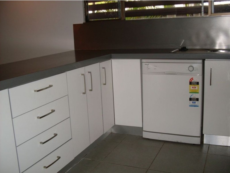 1/19 Tombarra St, Mooloolaba QLD 4557