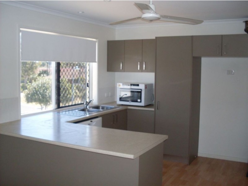 1/74 CHELSEA CRESCENT, Minyama QLD 4575