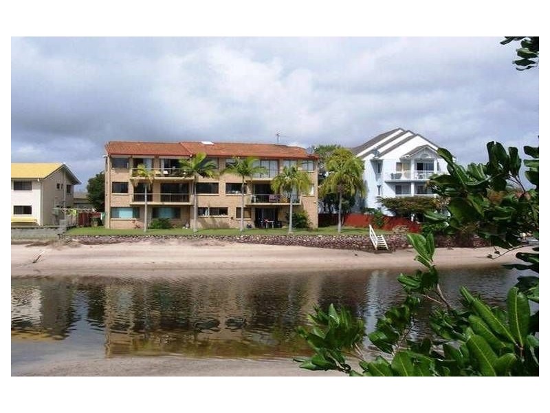 5/8 KYAMBA COURT, Mooloolaba QLD 4557