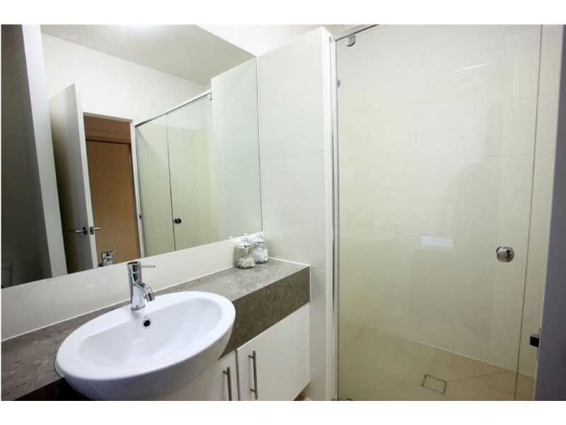 18 Mari Street, Alexandra Headland QLD 4572