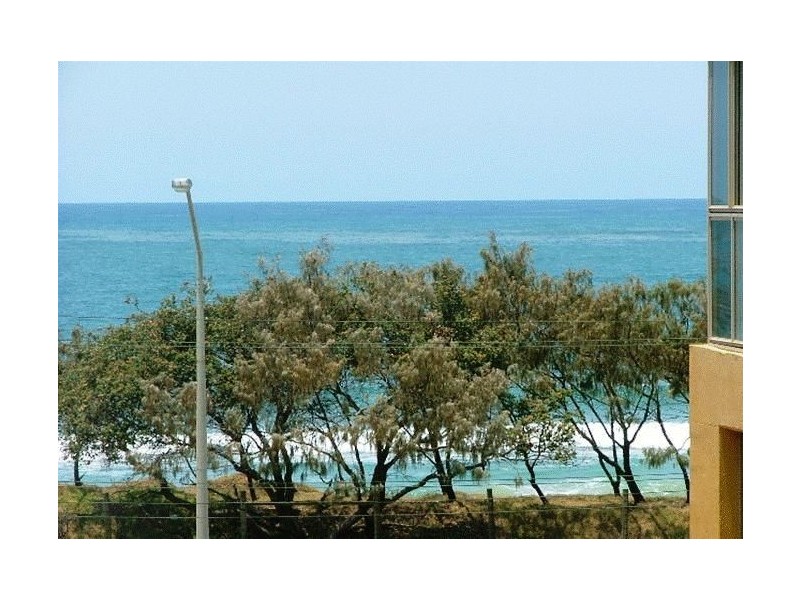 8/132 ALEXANDRA PARADE, Alexandra Headland QLD 4572