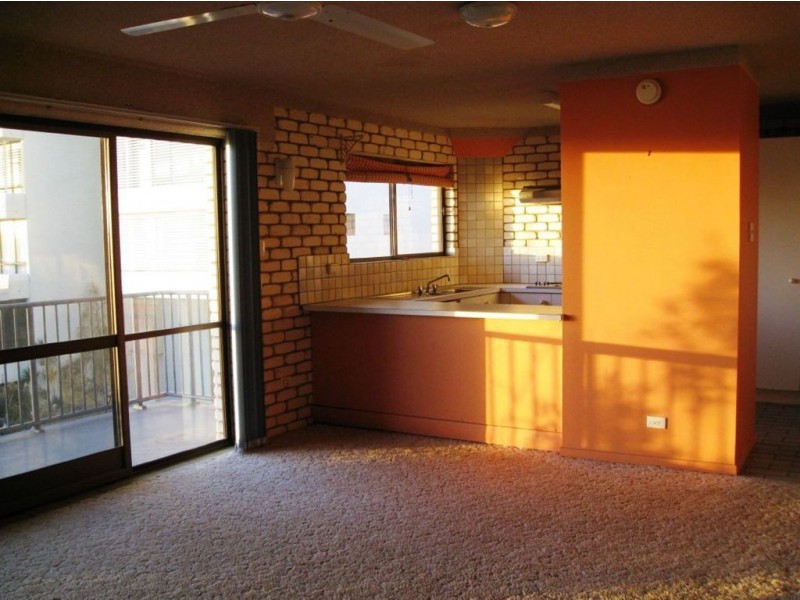 8/132 ALEXANDRA PARADE, Alexandra Headland QLD 4572