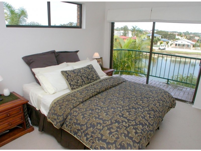 4/11 WOOMBA PLACE, Mooloolaba QLD 4557