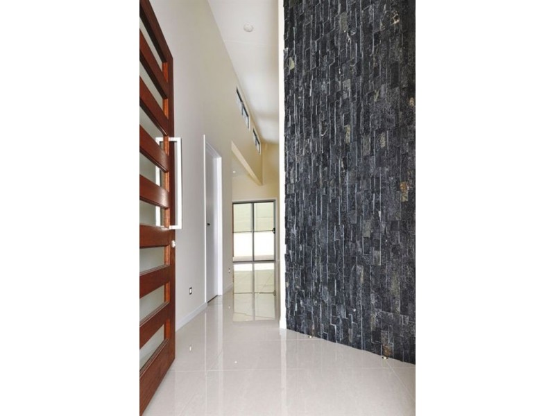 31 Galah Place, Mountain Creek QLD 4557