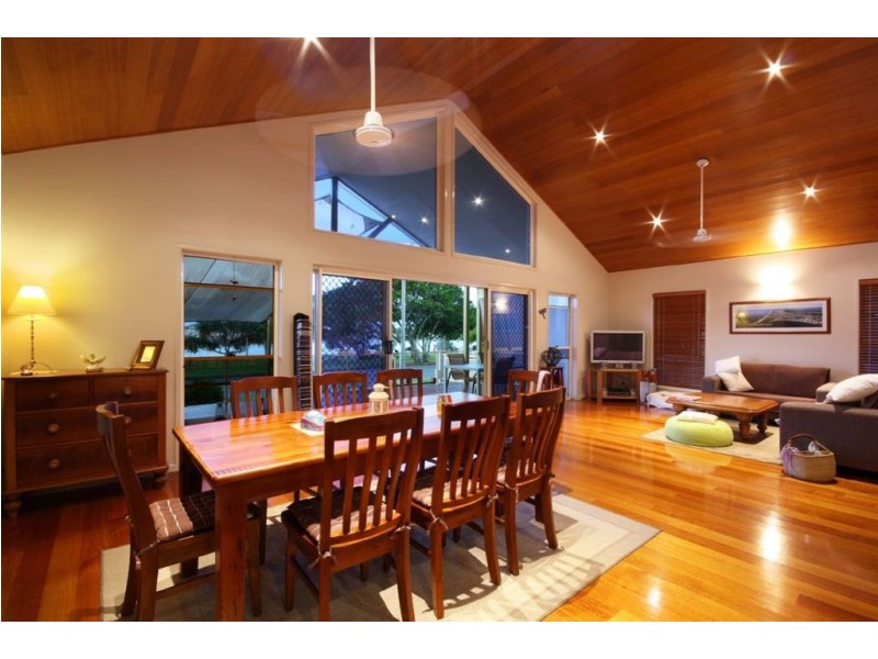 24 HARBOUR PARADE, Buddina QLD 4575