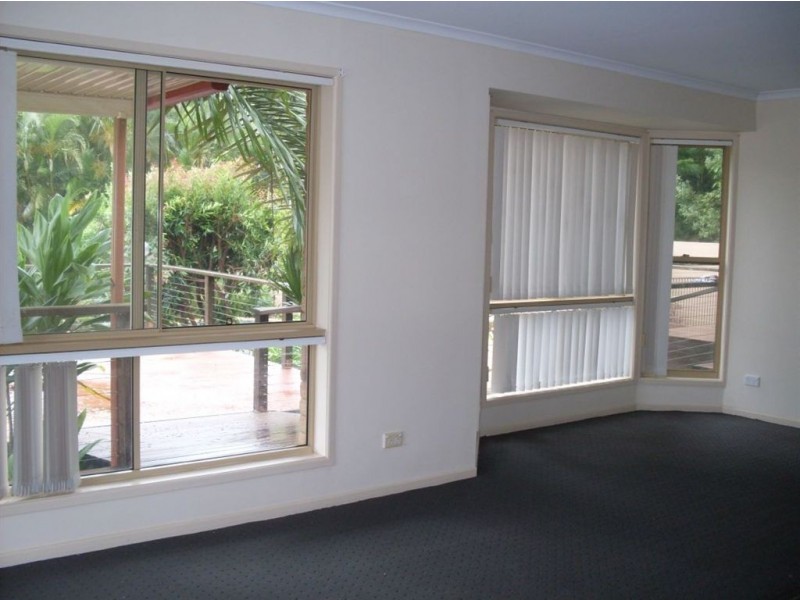 15 BARNES DRIVE, Buderim QLD 4556