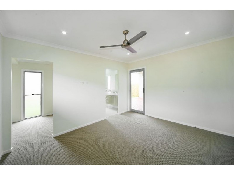 30 Galah Pl, Mountain Creek QLD 4557