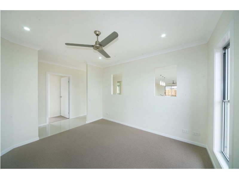 30 Galah Pl, Mountain Creek QLD 4557