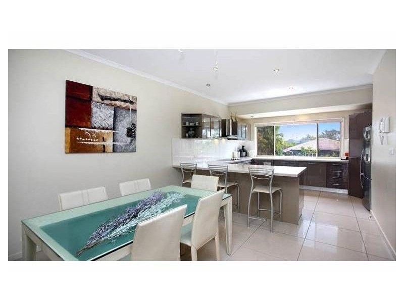 2/3 Bradman Avenue, Maroochydore QLD 4558