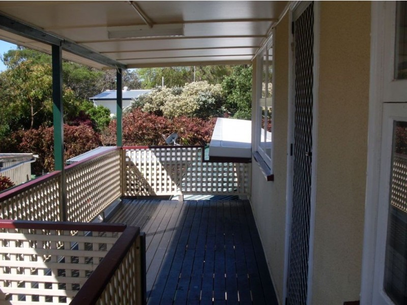 1/5 Yorlambu Pde, Maroochydore QLD 4558