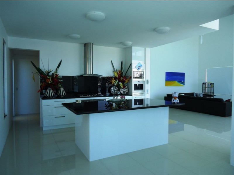 11 Adaluma Ave, Buddina QLD 4575