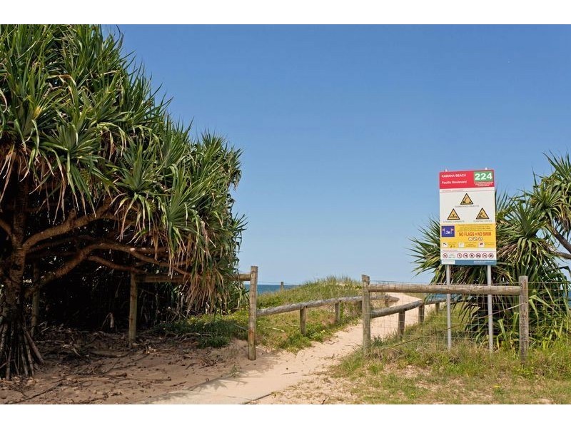 32 Lowanna Drive, Buddina QLD 4575