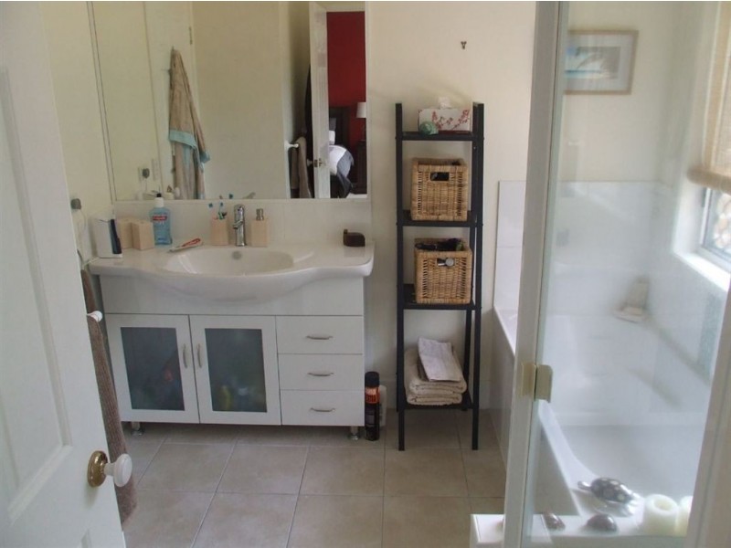 1/6 NUNGO STREET, Pacific Paradise QLD 4564