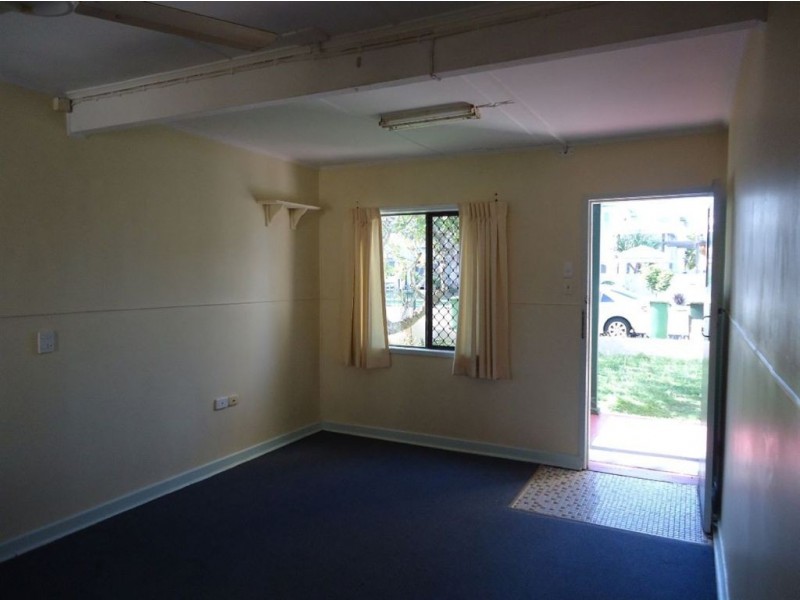 2/33 MAROUBRA STREET, Maroochydore QLD 4558