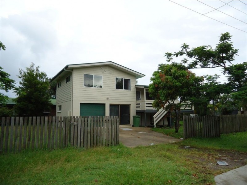 2 Kallay St, Pacific Paradise QLD 4564