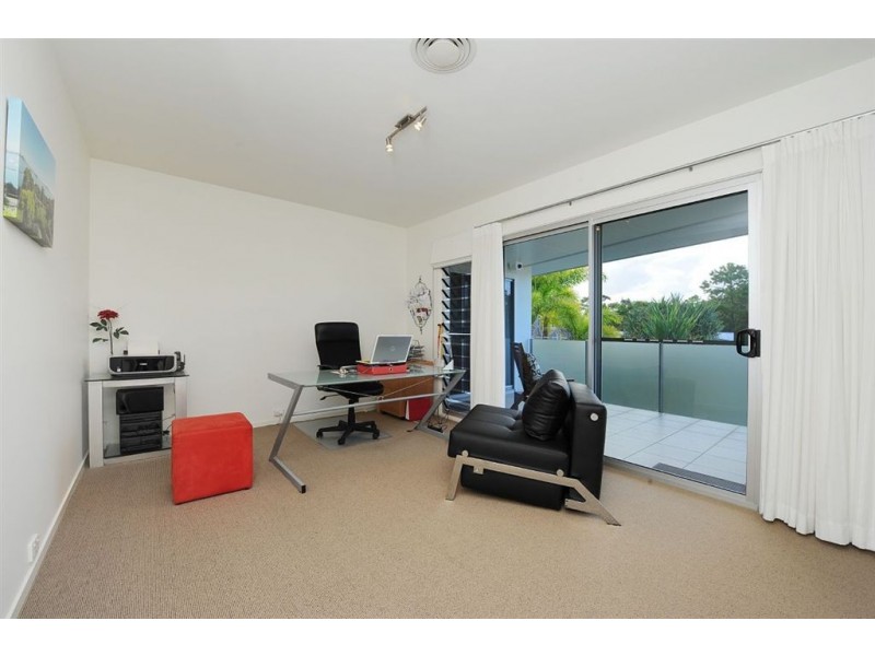 28 Admiralty Dr, Alexandra Headland QLD 4572